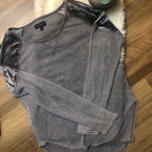Women’s lucky brand long sleeve top